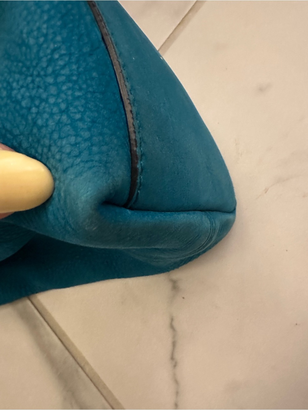 Gucci Teal Leather Soho Shoulder Tote with Tassel - Picture 15 of 16